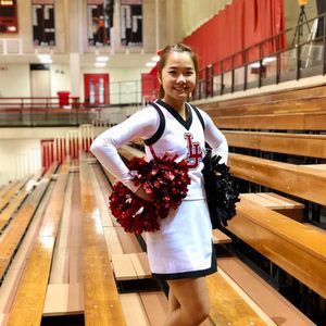 Meet your Posher, Ngọc